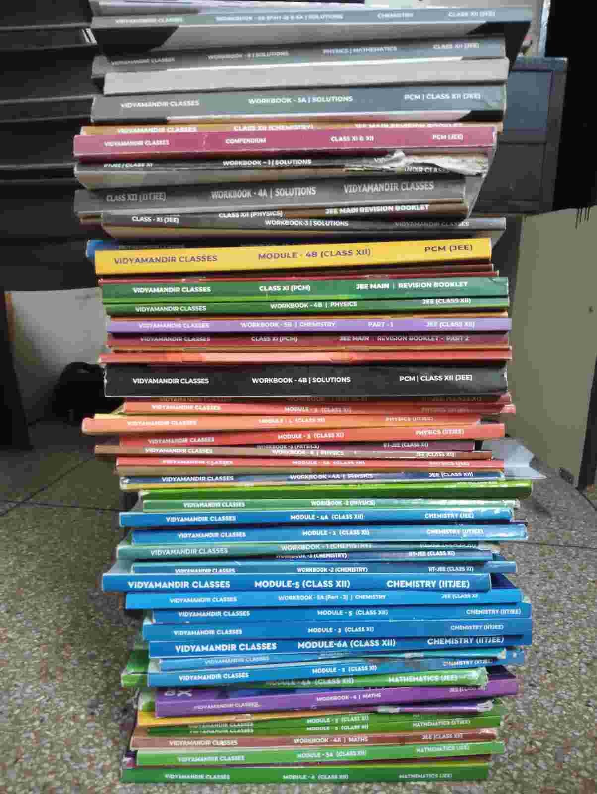 VMC MODULES WORKBOOK AND SOLUTIONS(MAINS+ADVANCE)